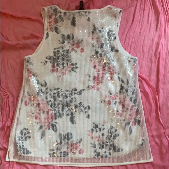 White House Black Market Sequin Tank - Picture 4 of 4